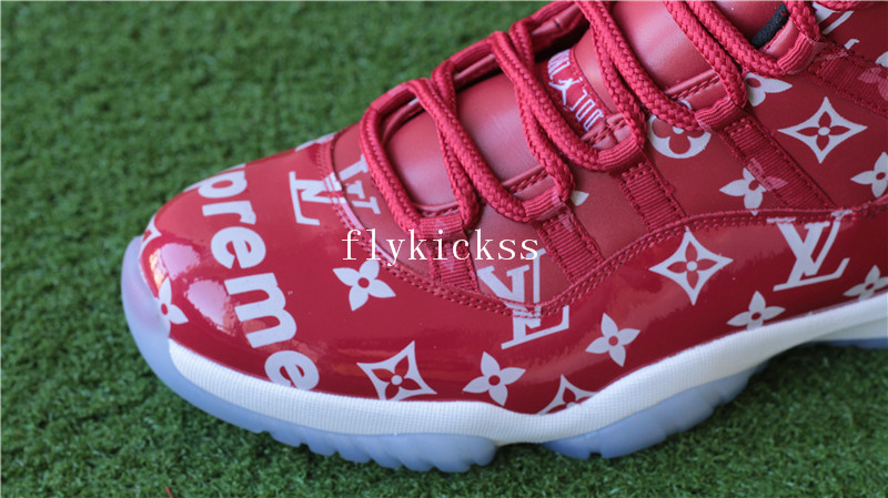 Air Jordan 11 Gym Red x Supreme